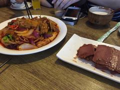 -巴依兄弟西域美食(机场店)