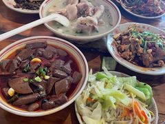 -老方桌烂蹄花川菜馆(九龙坡店)