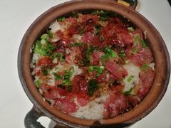 功夫腊味煲仔饭-八府香鸭·啫啫煲(华山路店)