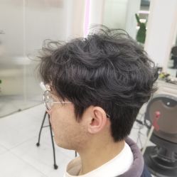 -尤司男士国潮理发馆