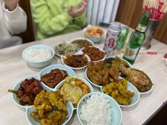 -晓宇盒饭(民安街店)