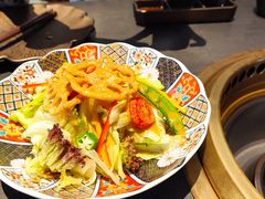 -铭牛烧肉·和牛海鲜自助(高新月牙湖店)