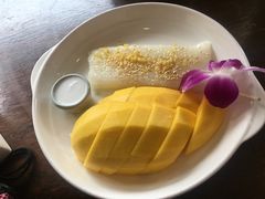-Dang restaurant (patong phuket)