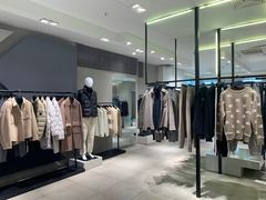 -王府井百货(中州中路店)