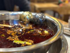 -肖肖酸萝卜鱼火锅(总店)