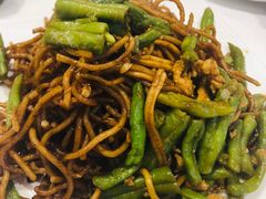 扁豆焖面-嘉和一品(长江道店)