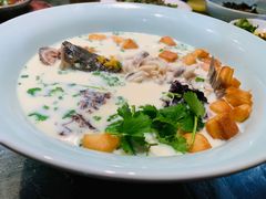 -70后饭吧(府河街店)