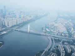 -广州塔卢特斯法国旋转餐厅