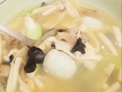 杂菌煮墨鱼丸-汇兴源餐馆(小北路店)