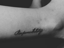 -木子·纹身店TATTOO穿孔·洗纹身