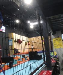 -蹦贝运动中心·蹦床·攀岩·闯关(龙岗店)