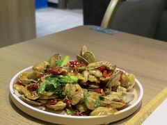 -街角等你.大连海鲜烧烤.经典铁板海鲜串(西安路店)