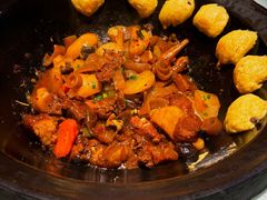 -鱼窝棚柴火铁锅炖(富山屯店)