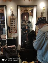 -一東造型烫发染发