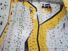 -问山MountQuest攀岩馆