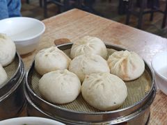 猪肉白菜粉条包-和顺源· 臊面包子(西关店)