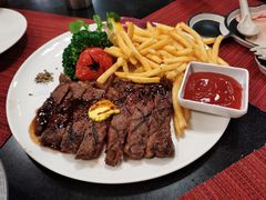 -WOLFGANG PUCK KITCHEN & BAR(迪士尼小镇店)
