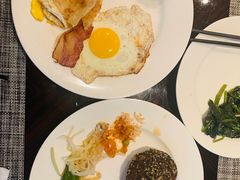 -浦东绿地铂骊酒店-POYA西餐厅(绿地东海岸国际广场店)