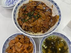 -鲁达面馆本帮风味(共康东路店)