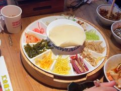 -怪噜范·老贵阳街头名小吃(汇金星力城店)