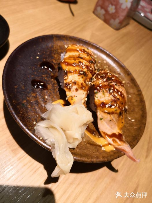 食一料理(春晓路店)火炙三文鱼卷图片