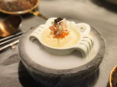 -蟹犇前•帝王蟹雪蟹(陆家嘴店)