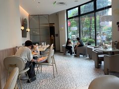 -必胜客(大坪英利店)