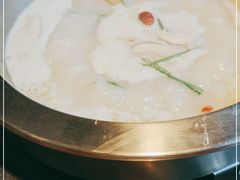 -佬土鹅肠火锅(解放路店)