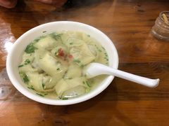 -潘国仙耳光馄饨(黄家阙路店)