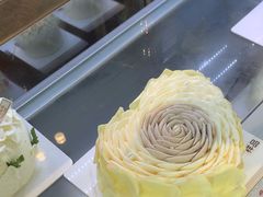 -花花卷卷·鲜食蛋糕(静安久光百货店)