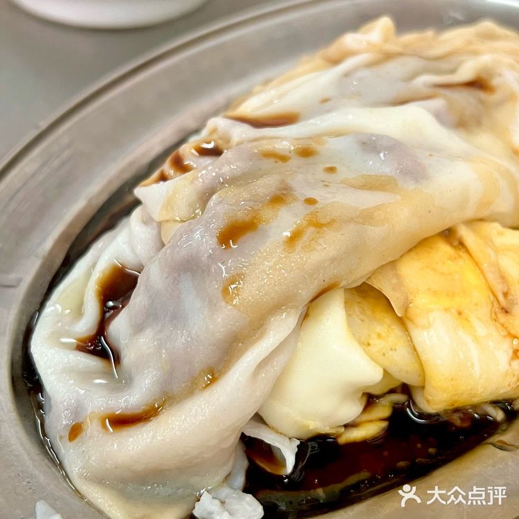 在广州！开了14年的肠粉店！[吐]