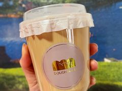 拿铁-Dough&Joe团憩(瑞虹天地月亮湾店)