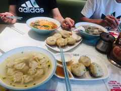 -小杨生煎(百联嘉定购物中心店)