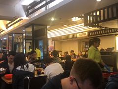 等位区-添好运点心专门店(深水埗店)