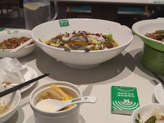 -绿草地·湘菜(7mall店)