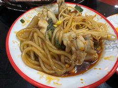 苕粉-烧哥美蛙肥肠鱼火锅·十五年社区店