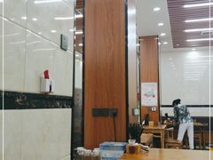 大堂-白卫东白记砂锅(管城街店)