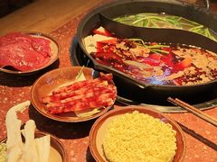 -赵美丽·重庆社区火锅·直营店(火车东站·中豪国际店)