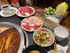 -沸炉重庆老火锅(军事博物馆店)