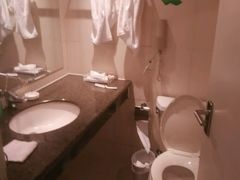 -杭州滨江宝龙城华美达酒店