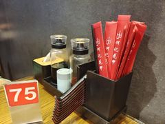 -何记花甲(海岸城旗舰店)