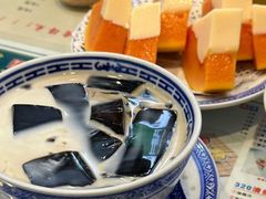 -广信牛奶甜品世家(台东店)