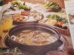 -一朵菌·野生菌探索家火锅(南亚店)
