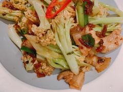 小炒有机花菜-上名堂·鱼头好吃(体育场路店)