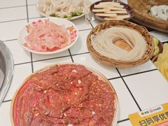 -扎起市井老火锅(乐山总店)