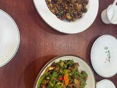 -湖南人家湘菜馆(镇江路店)