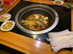 -粘豆包铁锅炖二部(温泉街店)