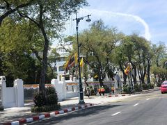 -皇家田广场(อนุสาวรีย์ทหารอาสา)