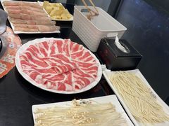 坊间肥牛-红菇坊鲜汤火锅(北行店)