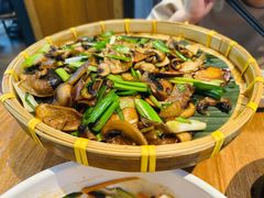 -云海肴·汽锅鸡·云南菜(天山百盛优客店)